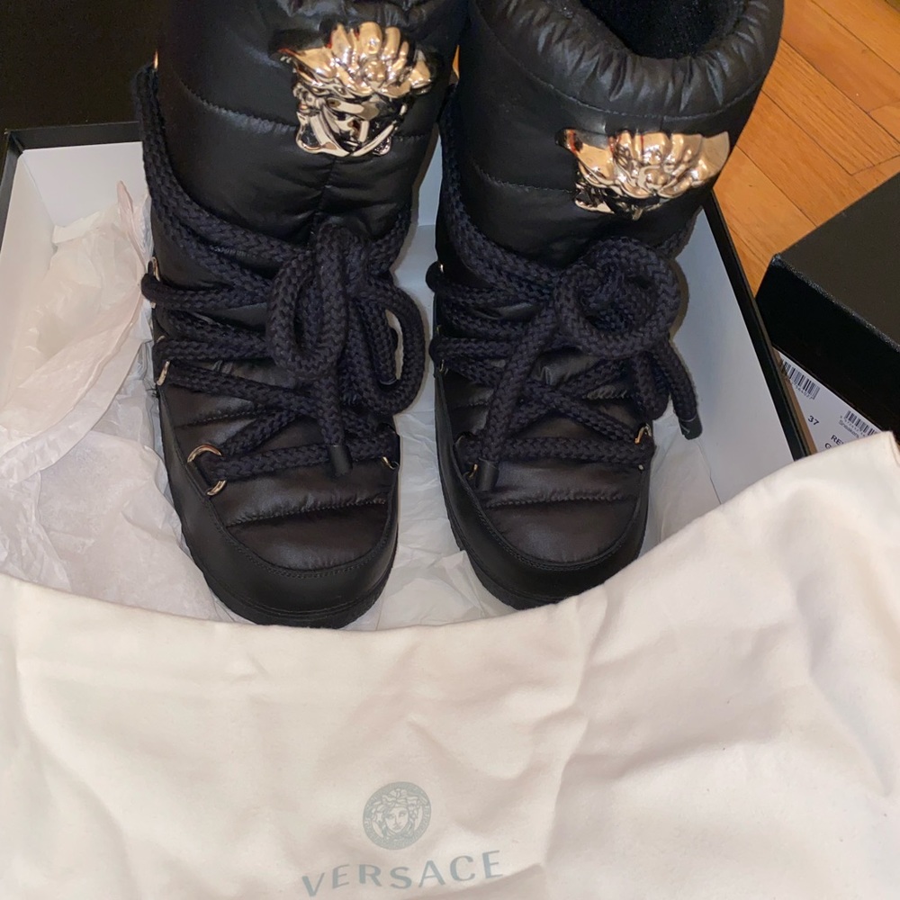 Versace Palazzo Snow Boots